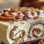 Cinnamon Roll Cheesecake